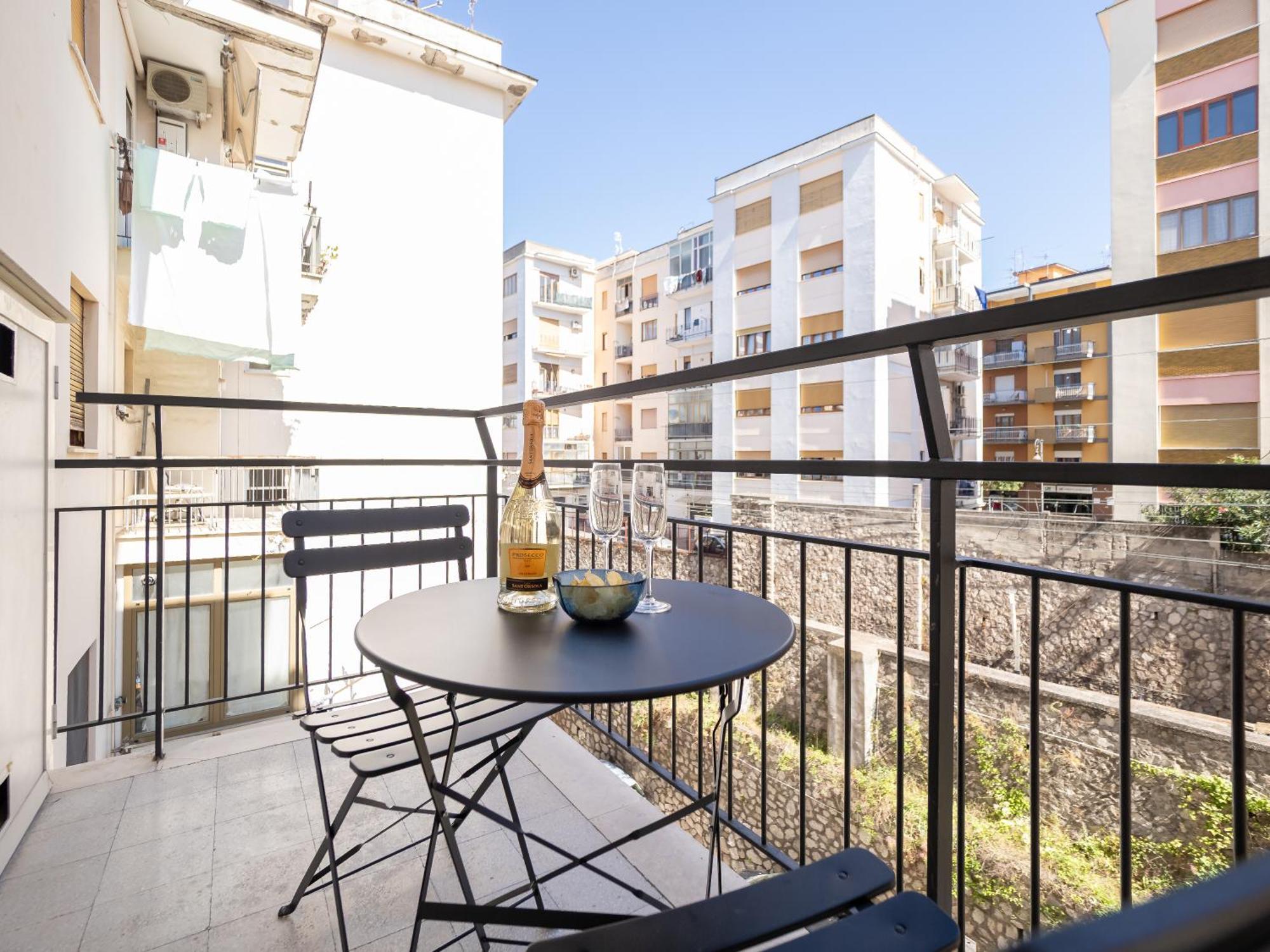 Pusiso - De Vivo Realty Sorrente